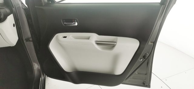 SUZUKI Ignis usata 52