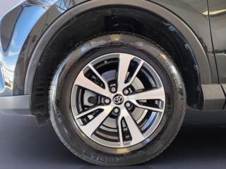 TOYOTA RAV 4 usata, con Regolazione elettrica sedili