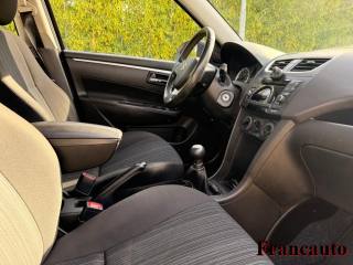 SUZUKI Swift usata, con Autoradio