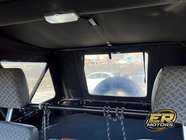 LAND ROVER Defender usata 29