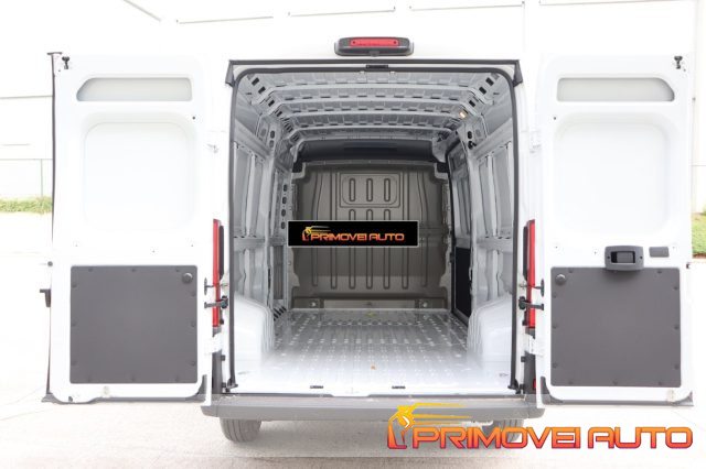 OPEL Movano usata, con Bracciolo