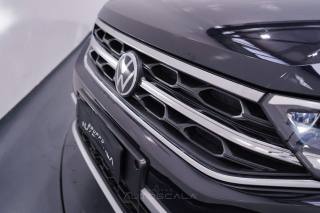 VOLKSWAGEN T-Roc usata, con Airbag testa