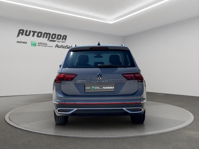 VOLKSWAGEN Tiguan usata, con Autoradio