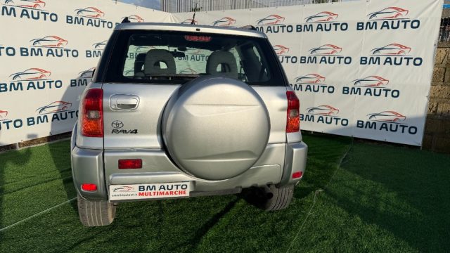TOYOTA RAV 4 usata, con Controllo automatico clima