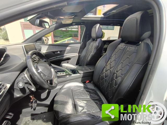 PEUGEOT 5008 usata, con Fendinebbia
