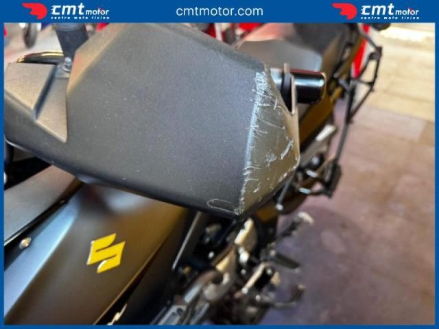 SUZUKI V-Strom 650 usata 9