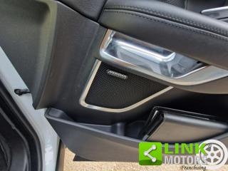 JAGUAR E-Pace usata, con Volante in pelle