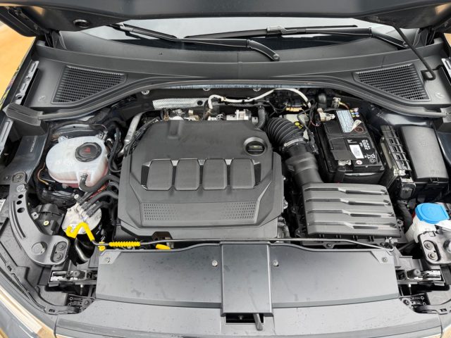 VOLKSWAGEN T-Roc usata, con Fari LED