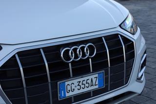 AUDI Q5 usata, con Leve al volante