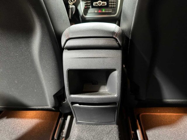 MERCEDES-BENZ A 45 AMG usata, con Airbag testa