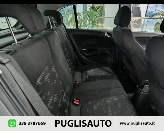 OPEL Corsa usata, con Sedile posteriore sdoppiato