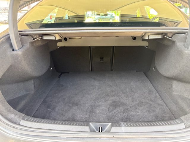 MERCEDES-BENZ A 180 usata, con Sistema di chiamata d