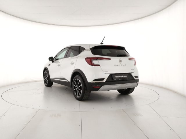 RENAULT Captur usata, con Autoradio