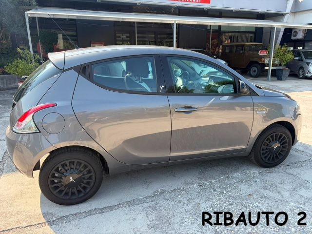 LANCIA Ypsilon usata, con Sedile posteriore sdoppiato