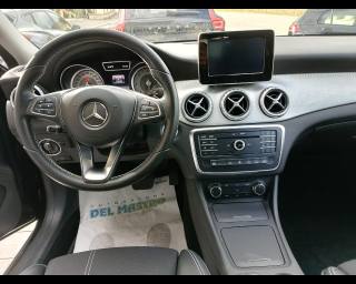 MERCEDES-BENZ GLA 220 usata, con Sedile posteriore sdoppiato