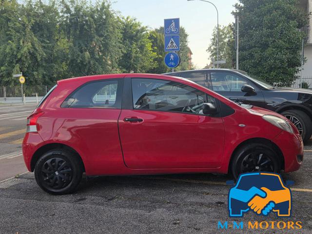 TOYOTA Yaris usata, con Airbag laterali