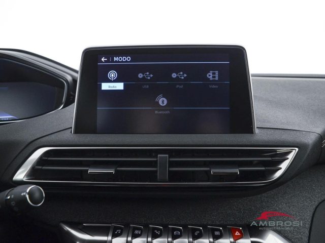 PEUGEOT 3008 usata 13