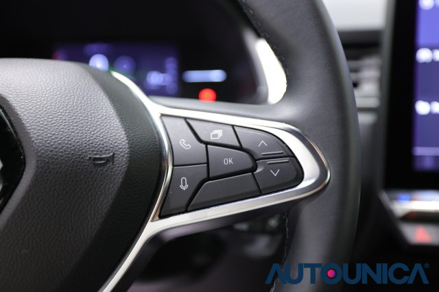 RENAULT Captur usata, con Fari LED