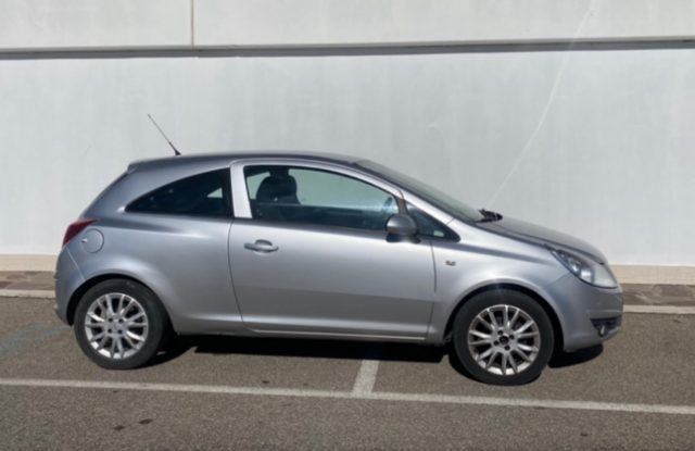 OPEL Corsa usata, con Airbag Passeggero