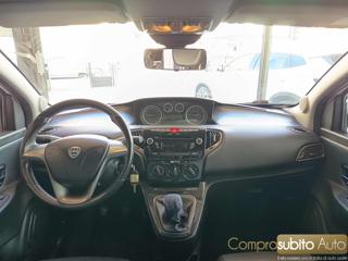 LANCIA Ypsilon usata, con Airbag testa