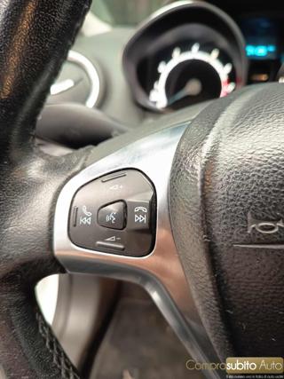 FORD Fiesta usata, con Airbag testa