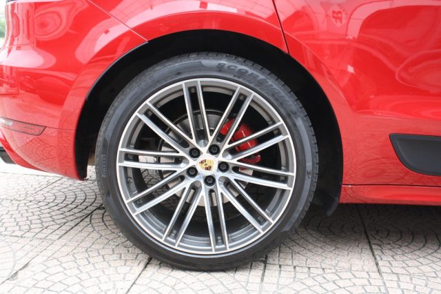 PORSCHE Macan usata, con Tettuccio apribile