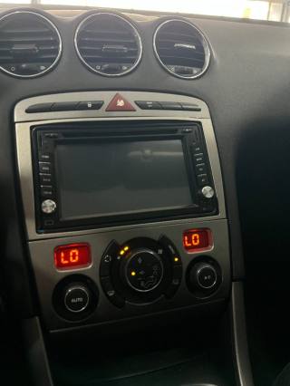 PEUGEOT 308 usata, con Autoradio