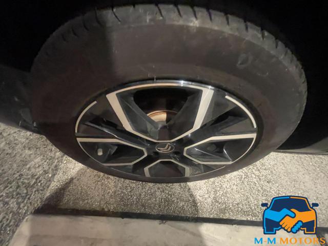 CITROEN E-C4 usata, con Sensori di parcheggio posteriori