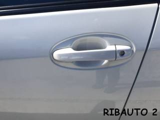 TOYOTA Yaris usata, con ESP