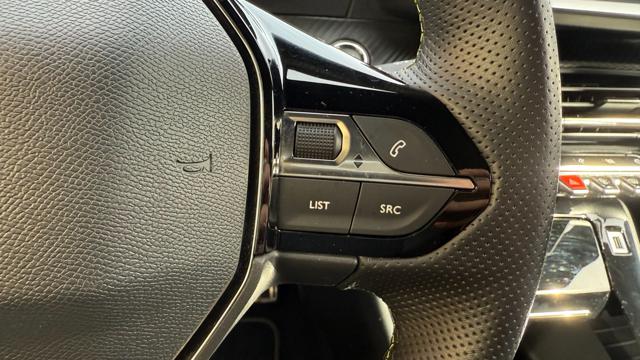 PEUGEOT 2008 usata, con Boardcomputer