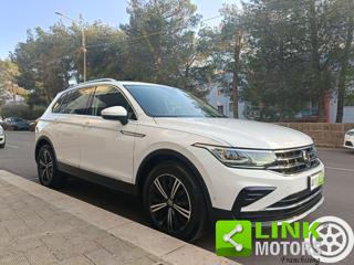 VOLKSWAGEN Tiguan usata, con Volante in pelle