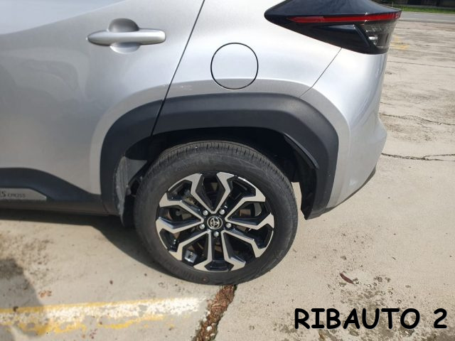 TOYOTA Yaris Cross usata, con Airbag laterali