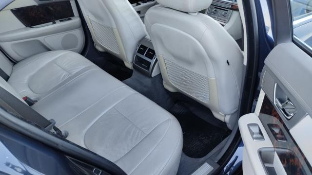 JAGUAR XF usata, con Climatizzatore