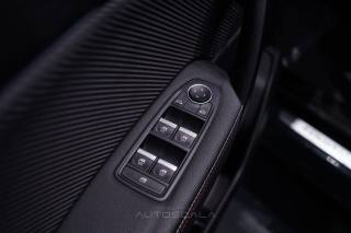 RENAULT Captur usata, con Controllo automatico clima
