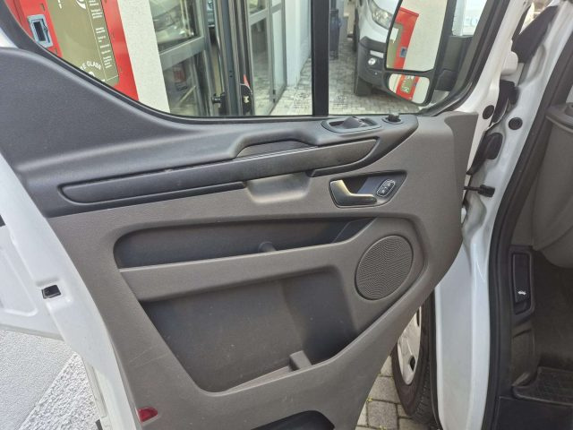 FORD Transit Custom usata, con Autoradio
