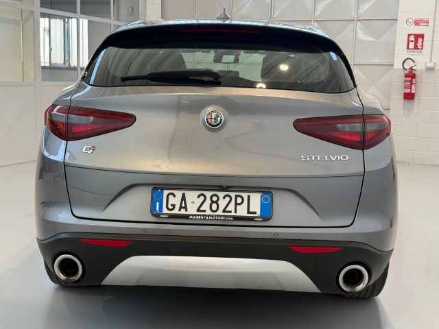 ALFA ROMEO Stelvio usata, con Portellone posteriore elettrico
