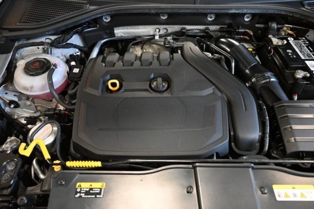 VOLKSWAGEN T-Roc usata 61