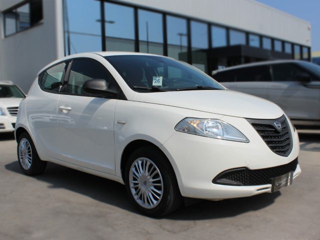 LANCIA Ypsilon usata, con ABS