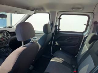 FIAT Doblo usata, con Specchietti laterali elettrici