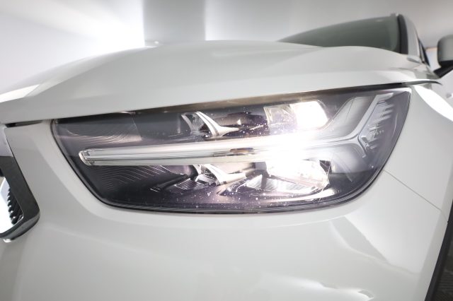 VOLVO XC40 usata 7