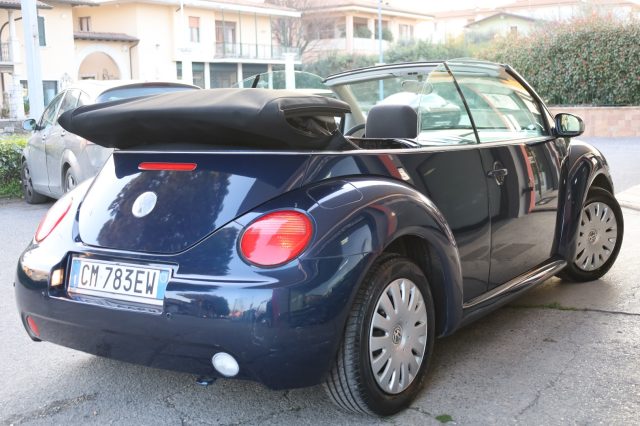 VOLKSWAGEN New Beetle usata 64