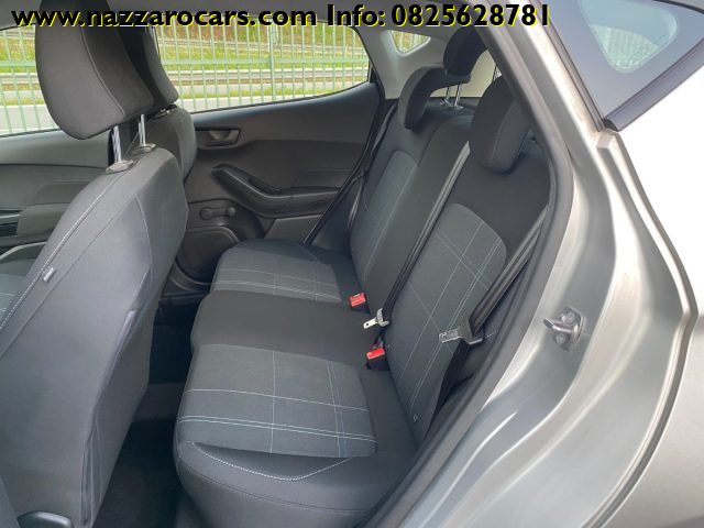 FORD Fiesta usata, con Autoradio