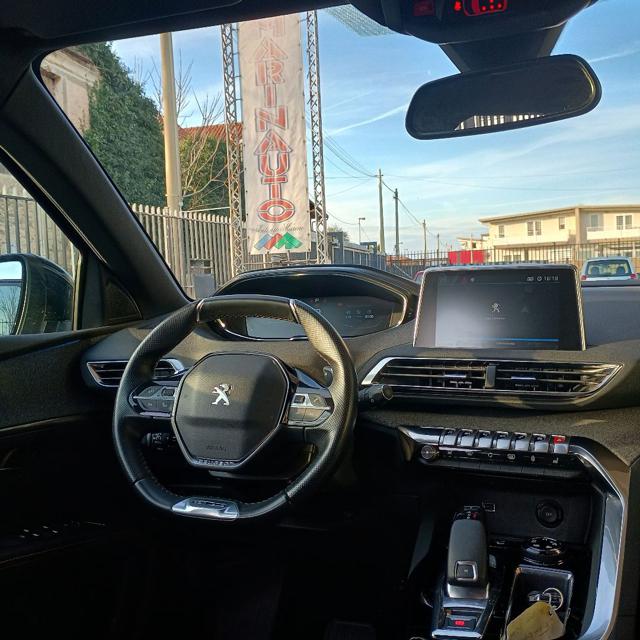 PEUGEOT 5008 usata, con Cruise Control