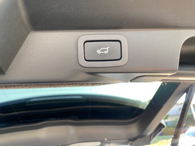LAND ROVER Range Rover Sport usata, con Regolazione elettrica sedili