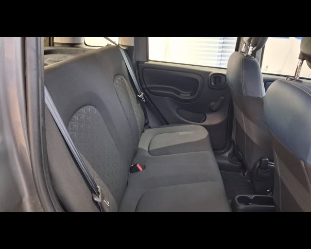 FIAT New Panda usata 15