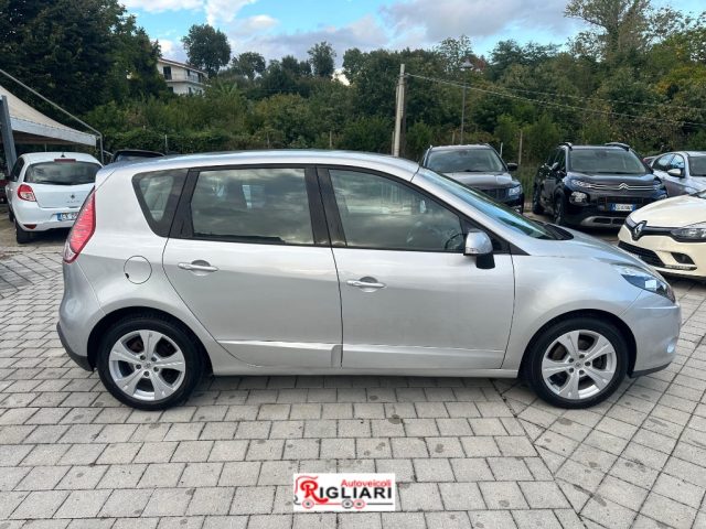 RENAULT Scenic usata 19
