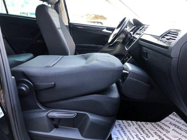 VOLKSWAGEN Tiguan usata, con Airbag testa