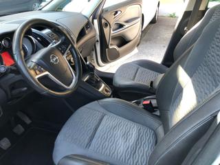 OPEL Zafira Tourer usata, con Chiusura centralizzata