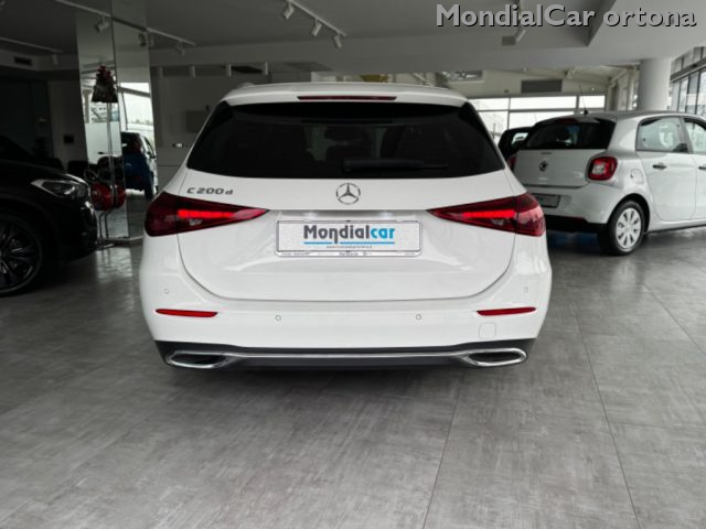 MERCEDES-BENZ C 200 usata, con Park Distance Control