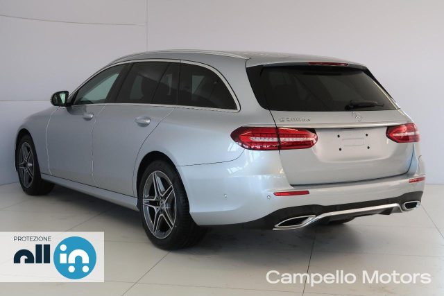 MERCEDES-BENZ E 300 usata 2